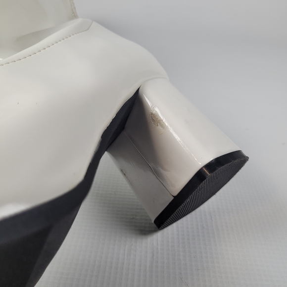 Funtasmas Women's Gogo300 Wide Calf White Boots Patent Leather Size 7 - Picture 6 of 12